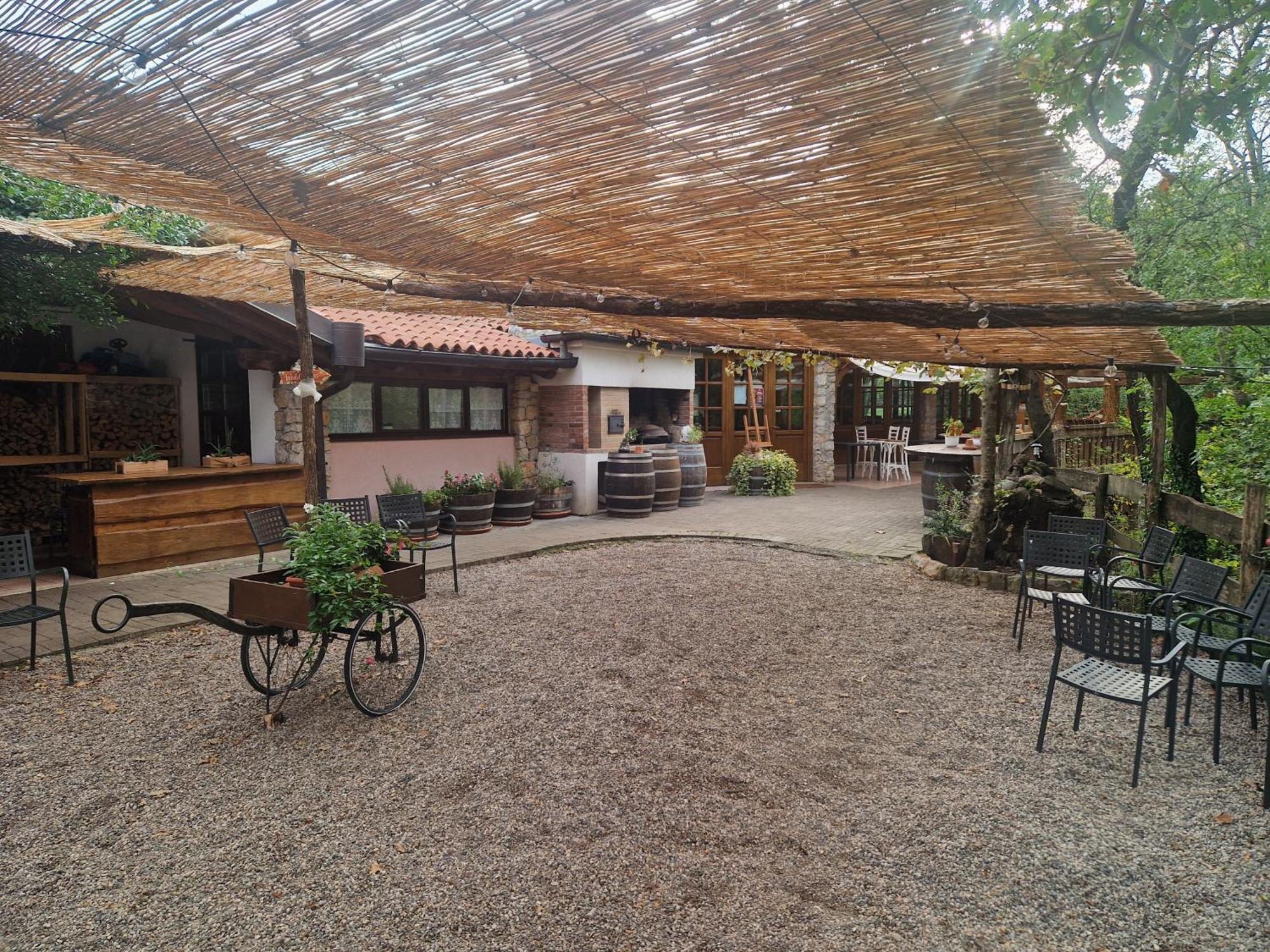 Bajta Fattoria Carsica Villa Baita Екстериор снимка