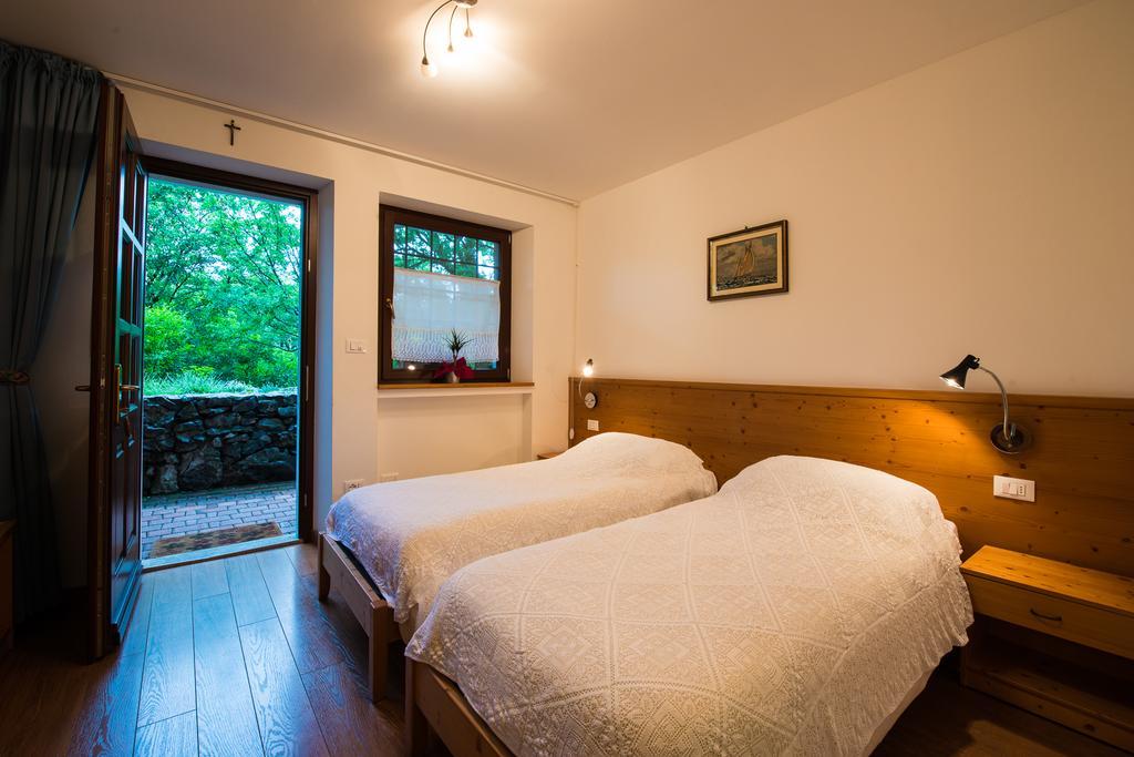 Bajta Fattoria Carsica Villa Baita Екстериор снимка